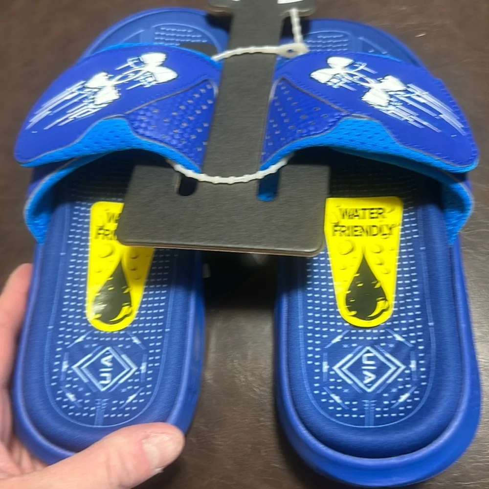 Under Armour Kids’ Mercenary Slides: BLUE: NEW WITH TAGS: SIZE 4